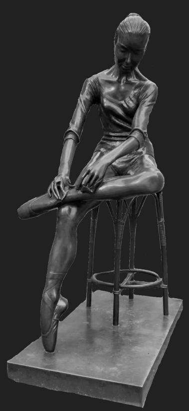 Statue of Ballet Dancer in Black and White depicting the theme of dancing